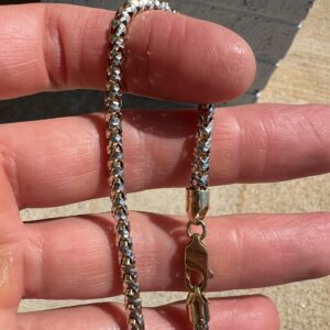 10k 13.6g White & Gold Bracelet 7” - Image 4