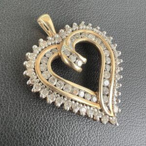 10k 5.5g Gold Heart Pendant