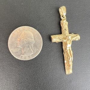 14k 5.5g Gold Crucifix Pendant - Image 4