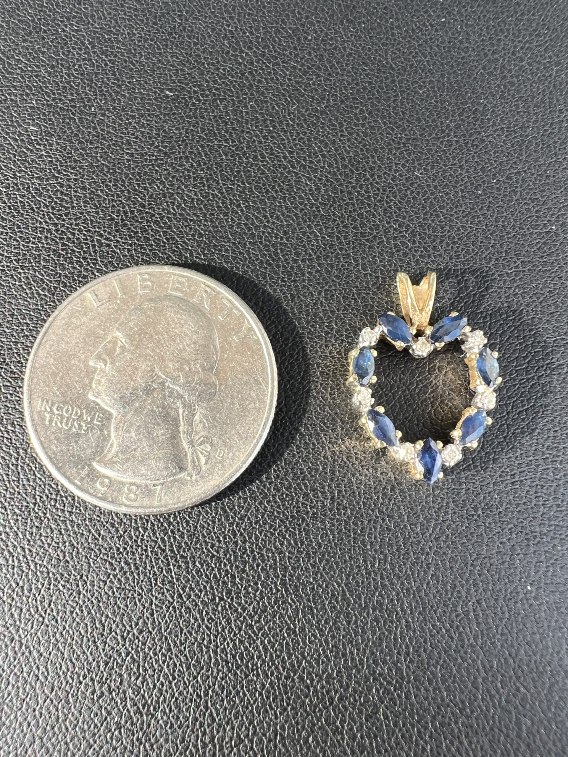 10k 1.7g Gold Heart Pendant - Image 3