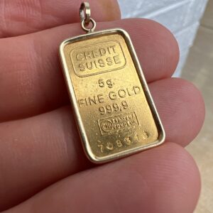 14k 5.4g Credit Suisse Gold Pendant - Image 3