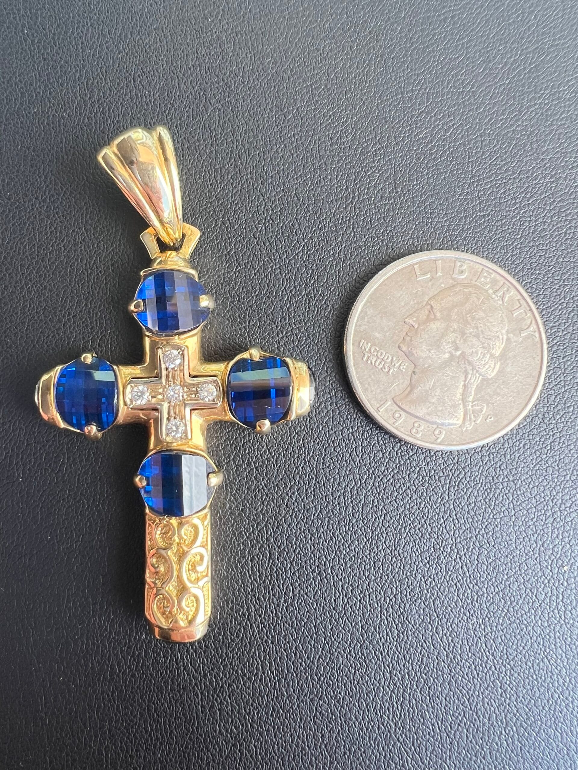 18k 16g Gold Cross with Gems - Image 2