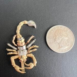 14k 6.7g Gold Scorpion Charm - Image 4
