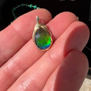 14k 2.7g Gold Charm
