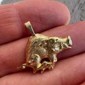 Alternative view of 10k 3.2g Gold Boar