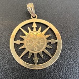 14k 1.3g Gold Compass Charm - Image 4