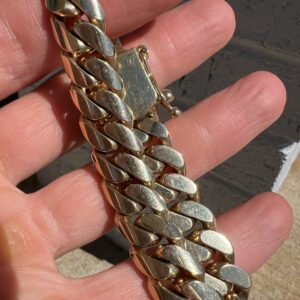 Alternative view of 10k 97.3g Gold Cuban Bracelet 8”