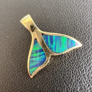 14k 1.5g Gold Fish Tail Charm