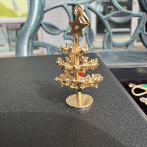 14k 5g Gold Christmas Tree Charm