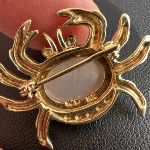 Alternative view of 14k 5.6g Gold & Pearl Crab Pin