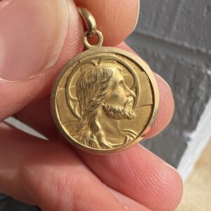 Alternative view of 18k 3.3g Gold Jesus Profile Pendant