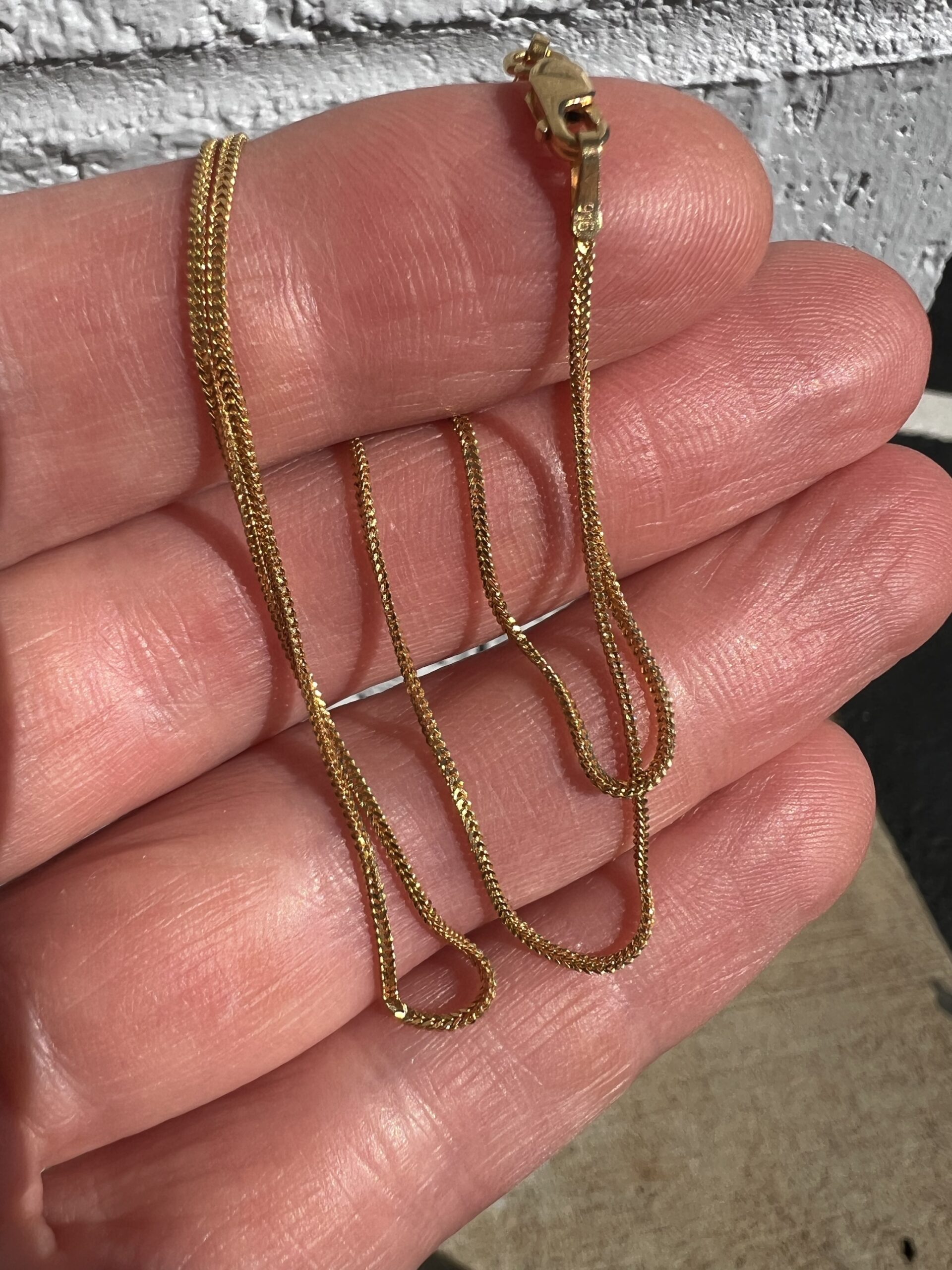 22k 2.9g Gold Franco Small Chain 15” - Image 3