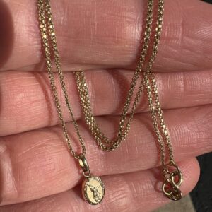 18k 2.6g Gold Oval Link Small Chain 18” - Image 3